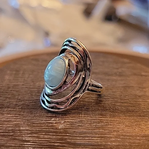 💥LAST ONE💥Eye of the Storm Blue Lace Agate Antiqued Silver Ring - Picture 3 of 9